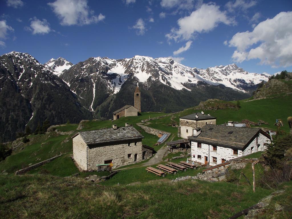 Rifugio Alpe San Romerio Brusio Exterior photo